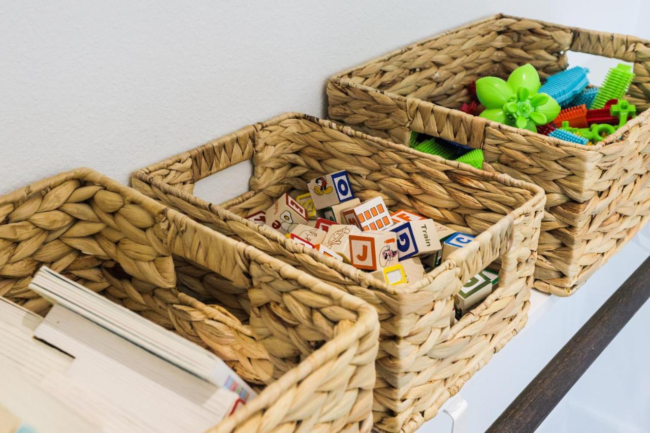 Modern Home Near Downtown With Fast Wifi, Bbq, Games & Ev Equipped! Houston Eksteriør bilde