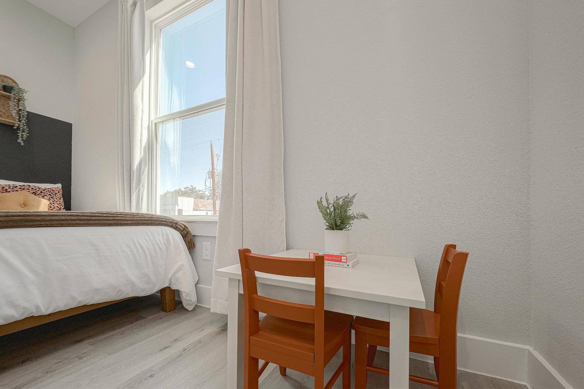 Modern Home Near Downtown With Fast Wifi, Bbq, Games & Ev Equipped! Houston Eksteriør bilde