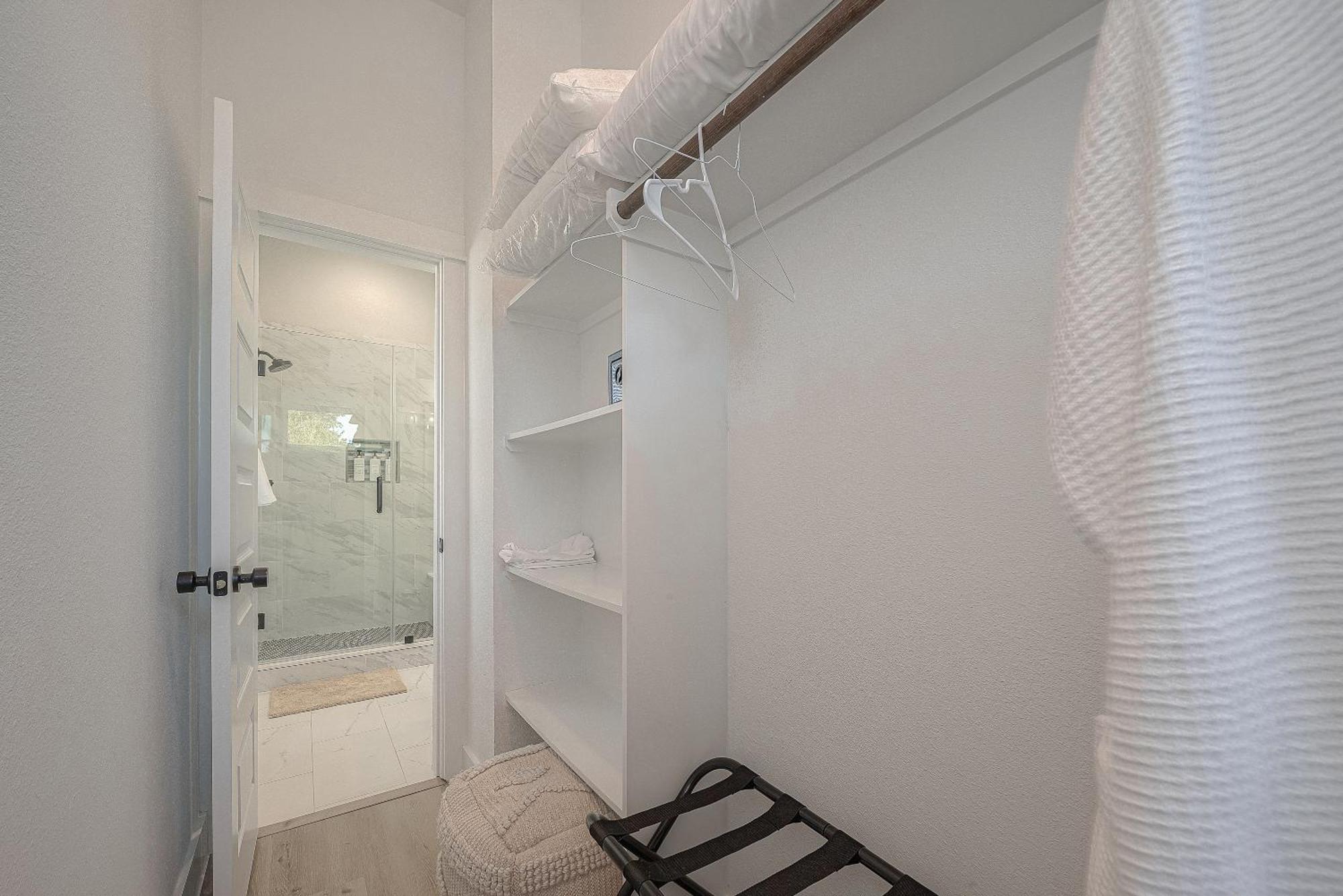 Modern Home Near Downtown With Fast Wifi, Bbq, Games & Ev Equipped! Houston Eksteriør bilde